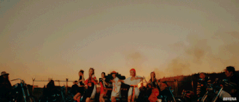 Ca khúc mới của tân binh khủng long Kpop bị chê nhạt, khó thành hit-8