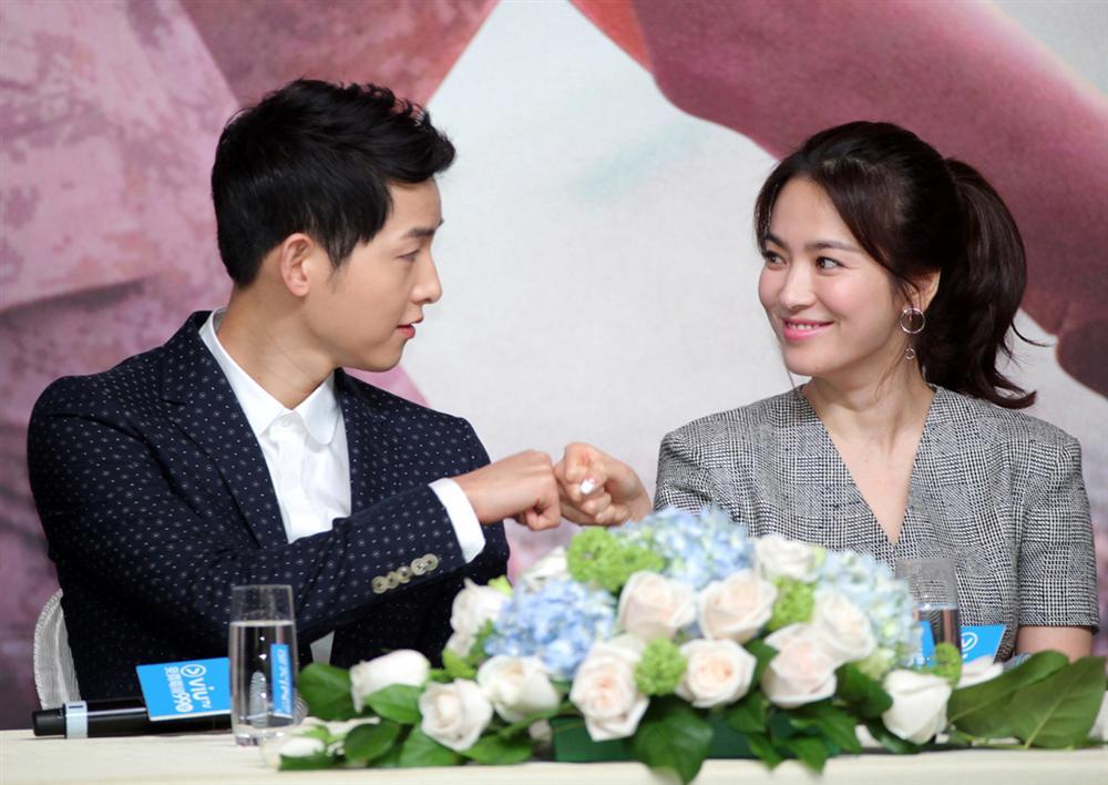 Tua lại những ngày tháng mật ngọt Song Joong Ki - Song Hye Kyo trước khi trình đơn ly dị-13