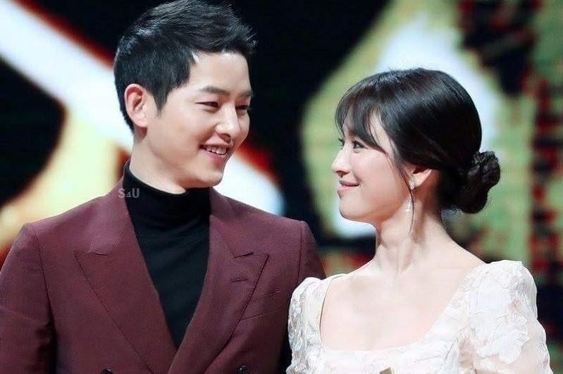 Tua lại những ngày tháng mật ngọt Song Joong Ki - Song Hye Kyo trước khi trình đơn ly dị-14