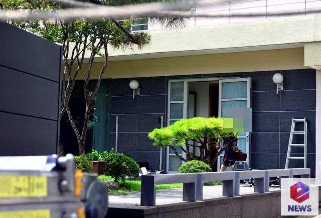 Trước xác nhận ly hôn, Song Joong Ki - Song Hye Kyo đã không sống chung nhà suốt thời gian dài-3