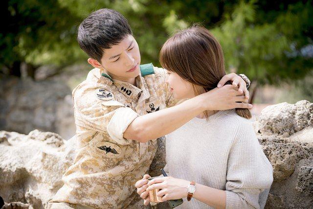 Song Joong Ki - Song Hye Kyo ly hôn: Ngôn tình thề non hẹn biển giờ chết yểu theo lá đơn trình tòa-6
