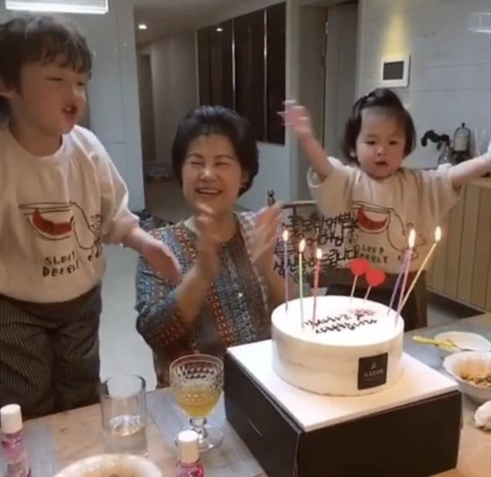 Song Joong Ki - Song Hye Kyo: Yêu nhanh, cưới nhanh và kết cục ly hôn cay đắng đúng như điềm báo-11