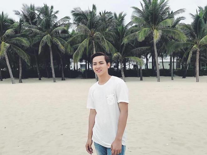 Hoài Lâm bị chê lôi thôi, xuề xòa khi để tóc húi cua nhuộm vàng-2