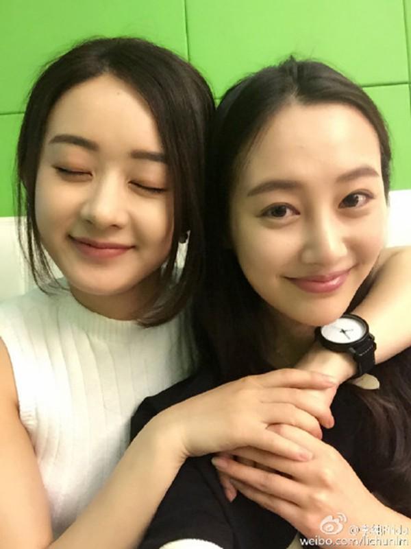 Ảnh chụp camera thường của Địch Lệ Nhiệt Ba - Lưu Diệc Phi - Triệu Lệ Dĩnh chứng minh đẳng cấp nhan sắc là có thật!-7