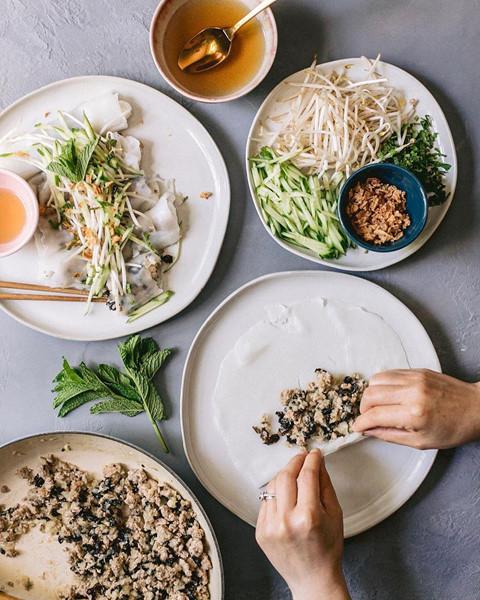 Phóng viên NY Times khen ngợi bánh cuốn truyền thống Việt Nam-4