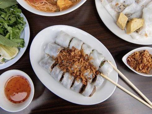 Cho ngay con gà vào nồi cơm điện, không thêm nước, 40 phút sau có món nướng tuyệt ngon-7