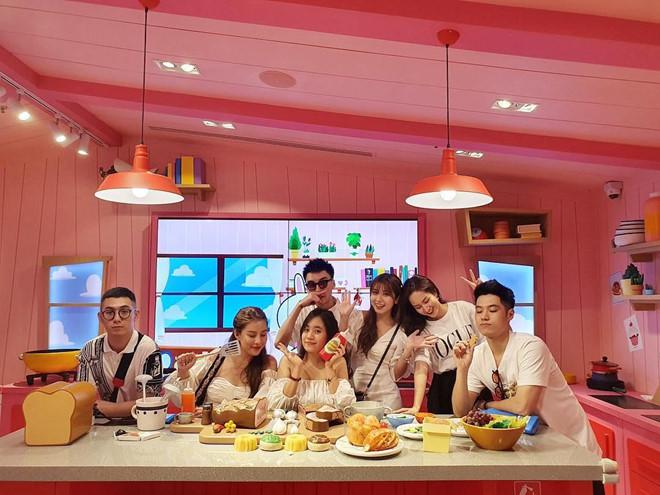 3 nhóm bạn thân chứng minh: Con gái xinh, giỏi thường chơi với nhau-8