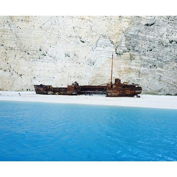 Dù hôn nhân đã đi đến hồi kết, nhưng có 2 thứ Song Hye Kyo không thể dứt bỏ: tấm ảnh cưới cùng nơi tình yêu bắt đầu-3