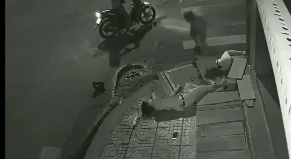 Vinasun lên tiếng vụ cô gái nằm bất động, tài xế xuống nhìn rồi bỏ đi-2