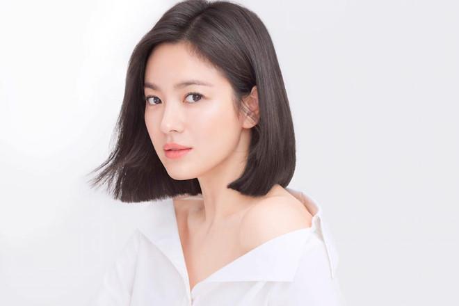 Song Hye Kyo có thể mất nhiều hợp đồng do bị chỉ trích sau ly hôn-1