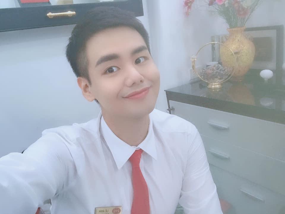 10 năm rời showbiz, MC Vui cùng Hugo Đức Anh gây xôn xao với vòng eo con kiến trong bộ dạng không tấm vải che thân-6