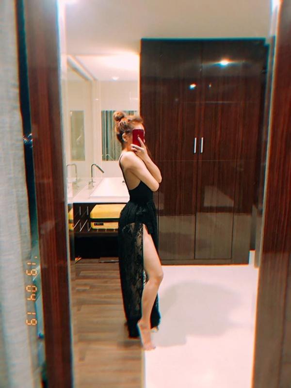 Loạt ảnh táo bạo hết nấc của Anh Thư Về nhà đi con ngoài đời-4