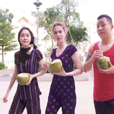 Ngọc Trinh bắt trend #Diduduadi nhanh nhất showbiz với clip đập tan nghi ngờ body xuống cấp-3