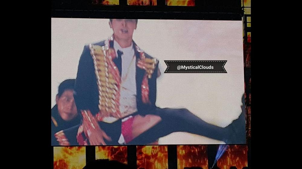 Nhảy quá hăng đến nỗi rách quần lộ cả nội y, Changmin (DBSK) ghi điểm tuyệt đối nhờ cách xử lý vô cùng chuyên nghiệp-5