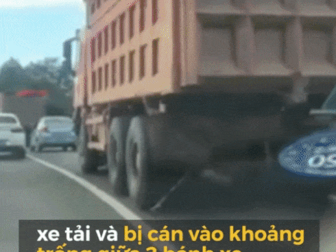 Clip: Cô gái áo đỏ bị nhóm thanh niên lực lưỡng lao vào đấm, đạp túi bụi ngay tại chung cư-3