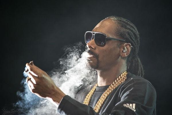 Sơn Tùng ‘nhá hàng’ ảnh chụp cùng rapper Snoop Dogg, nhắc fan hãy chuẩn bị chờ đón siêu phẩm trở lại-3