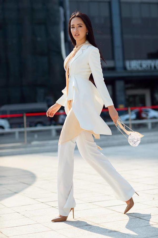 Ngại ngùng bắp tay to hãy học Mai Phương Thúy bí kíp thời trang hay ho sang chảnh này!-6