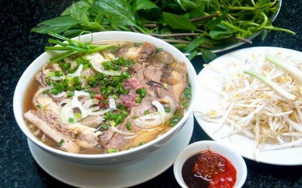 Bánh đúc, phở Lệ có thâm niên lâu đời, nổi tiếng ở Sài Gòn-3