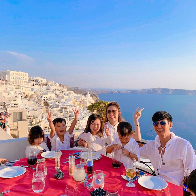 Chốn vui chơi của sao Việt trong tháng 6-1