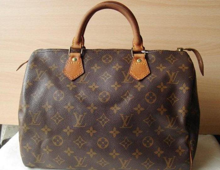 Đế chế TVB điêu tàn: Đạo cụ nghèo nàn, xài đi xài lại cả chục năm-5