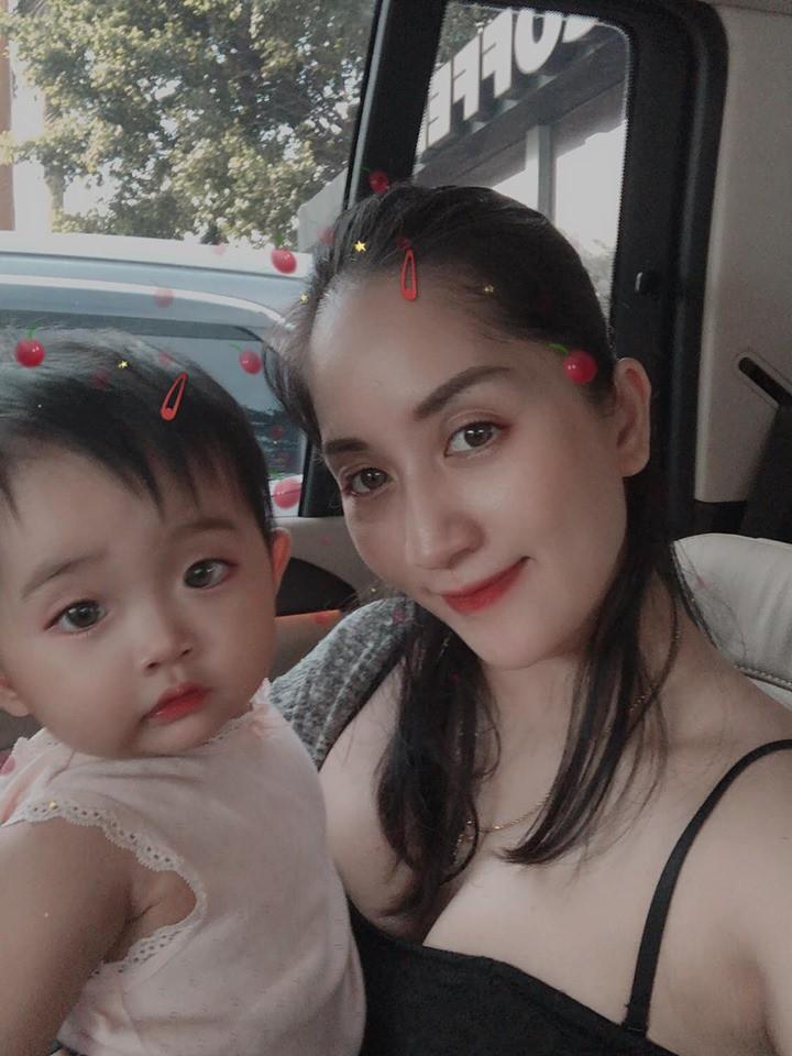 Một mực không chịu đẻ thuê nhưng nhìn loạt bản sao không cần công chứng, Khánh Thi đành ngậm ngùi thôi thì...-3