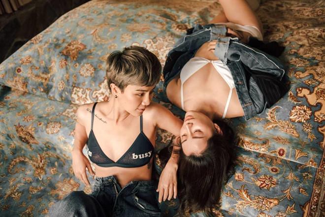 Mối quan hệ trên tình bạn - dưới tình yêu của 2 nữ MC nổi tiếng-4