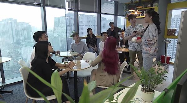 Bố mẹ Vũ phát hiện ra hợp đồng hôn nhân của Thư trong tập 56 Về Nhà Đi Con-4