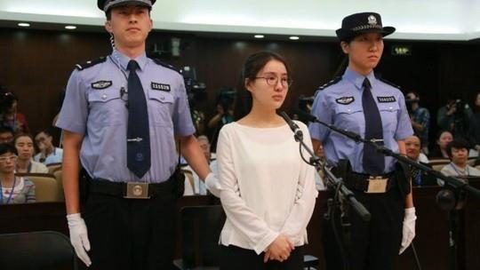 Sao nữ 9X đánh bạc, bán dâm được thả sau 5 năm ngồi tù-2