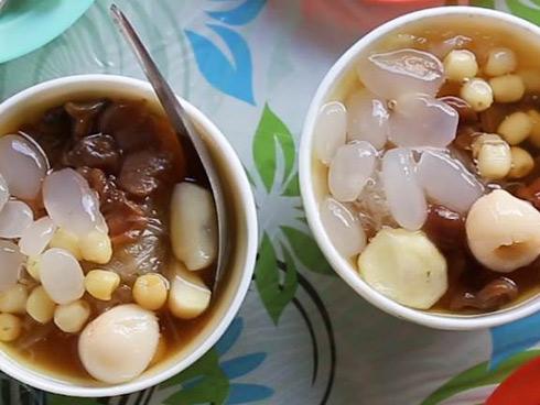 Những mâm cỗ quê khiến nghìn người ngưỡng mộ vì quá khủng, quá ngon, xem xong ai cũng muốn về quê-9