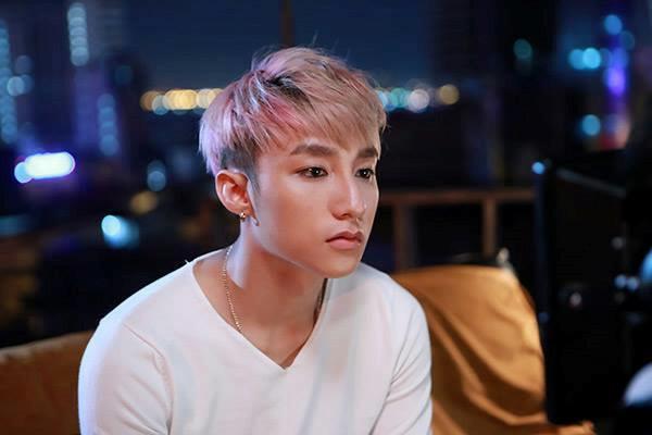 Nhan sắc Sơn Tùng thay đổi thế nào qua 11 MV đáng nhớ trong sự nghiệp-3