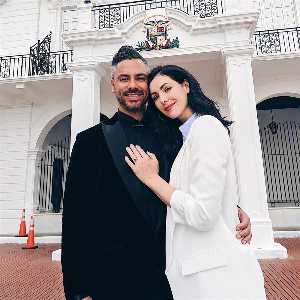 Bản tin Hoa hậu Hoàn vũ 2/7: Đối thủ Philippines cướp spotlight của Hoàng Thùy với thời trang cực đỉnh-3