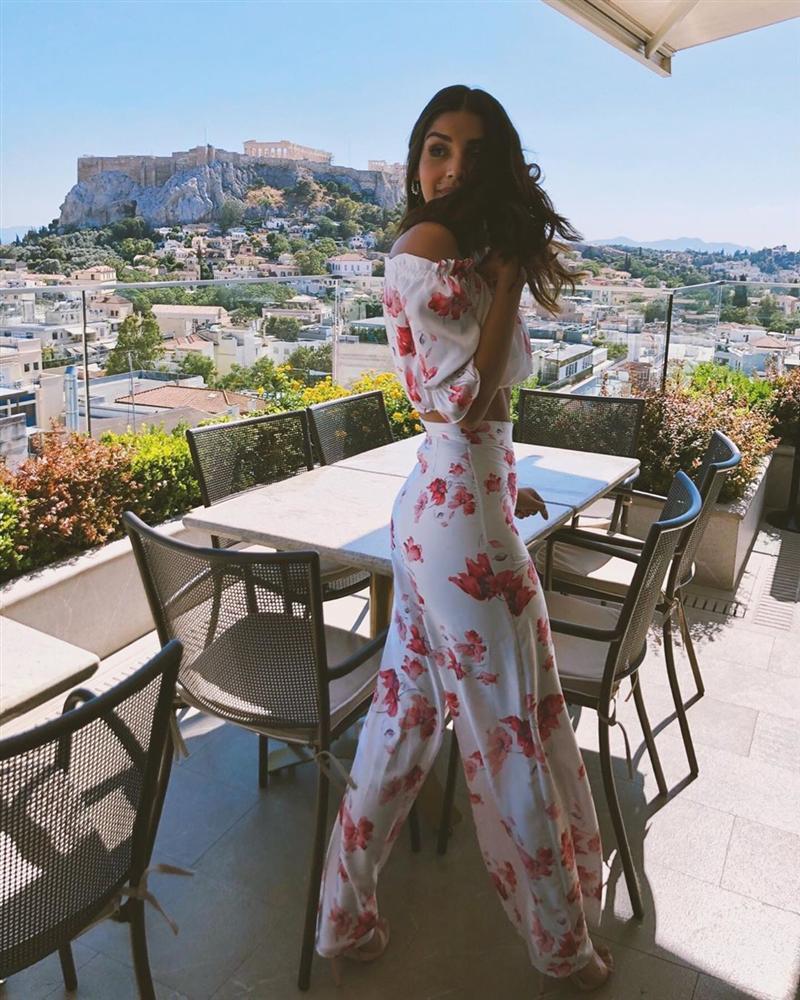 Bản tin Hoa hậu Hoàn vũ 2/7: Đối thủ Philippines cướp spotlight của Hoàng Thùy với thời trang cực đỉnh-9