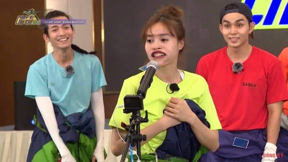 Ninh Dương Lan Ngọc van xin dân mạng buông tha hình ảnh hú hồn tại Chạy đi chờ chi-2