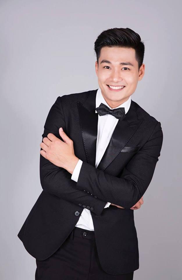 MC soái ca 6 múi của nhà đài VTV khiến dân mạng phải truy lùng là ai?-2