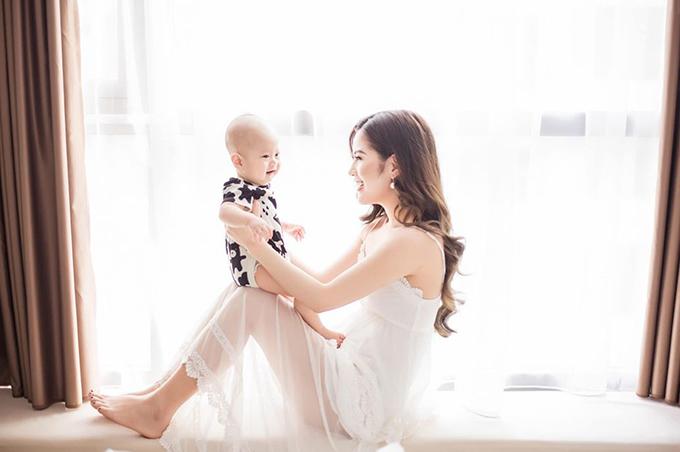 Vợ cũ diễn viên Việt Anh: Mẹ con tôi sống dựa vào tiền bán hàng online-1