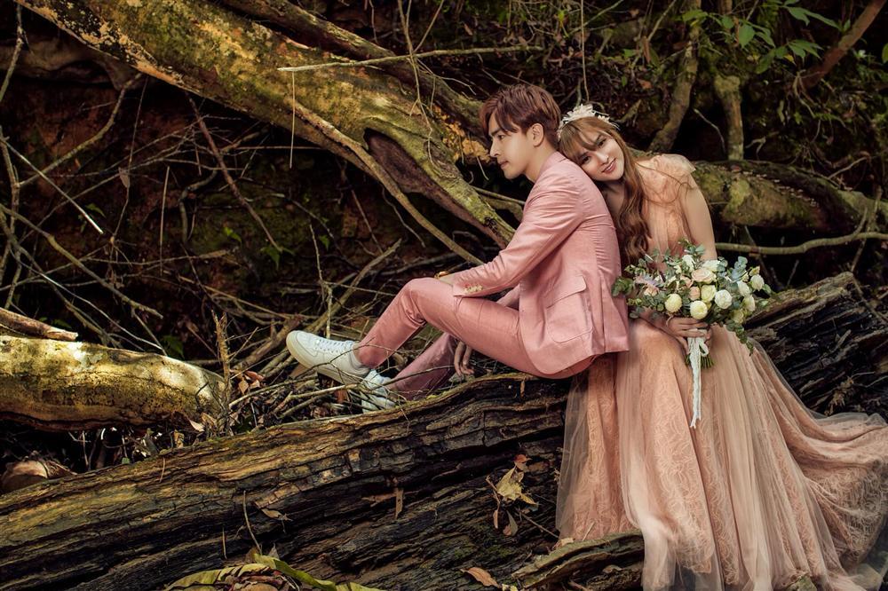 Thu Thủy và chồng kém tuổi khoe ảnh cưới mà cư dân mạng lại chỉ nhăm nhe soi bụng và 2 chiếc mũi lạ kỳ-3