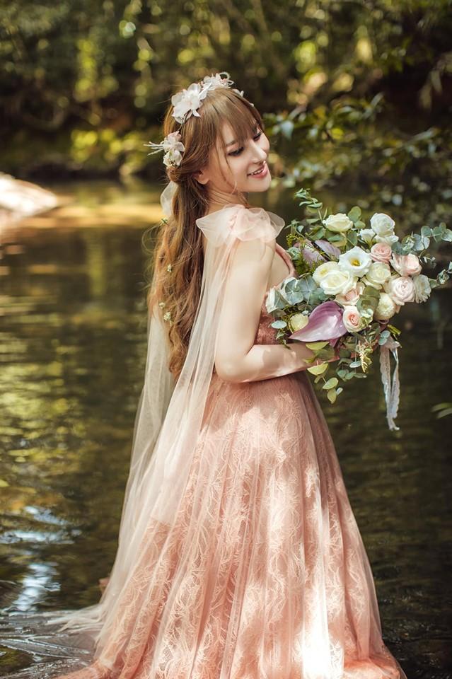 Thu Thủy và chồng kém tuổi khoe ảnh cưới mà cư dân mạng lại chỉ nhăm nhe soi bụng và 2 chiếc mũi lạ kỳ-14