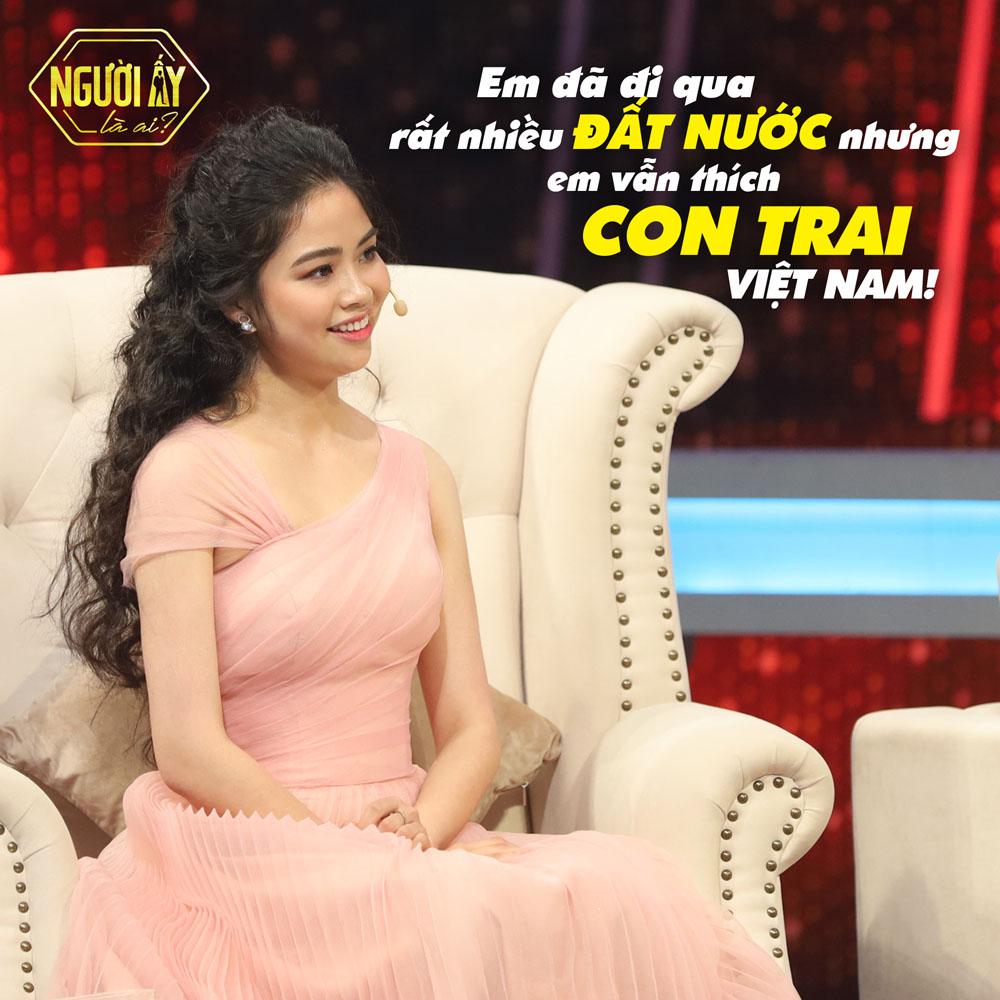 Khoe đi máy bay 5 sao của Dubai, Trấn Thành bị Hương Giang xỉa xói: MC Việt giờ giàu quá nhỉ?-2