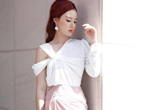 Lột xác với váy cắt xẻ táo bạo, Midu khiến fans không say nắng không được-7