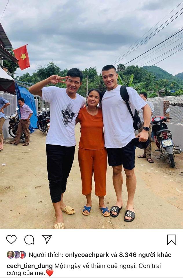 Tiến Dũng khoe ảnh về thăm nhà ngoại cùng Đức Chinh, dân mạng hỏi xoáy: Khi nào làm đám cưới?-1