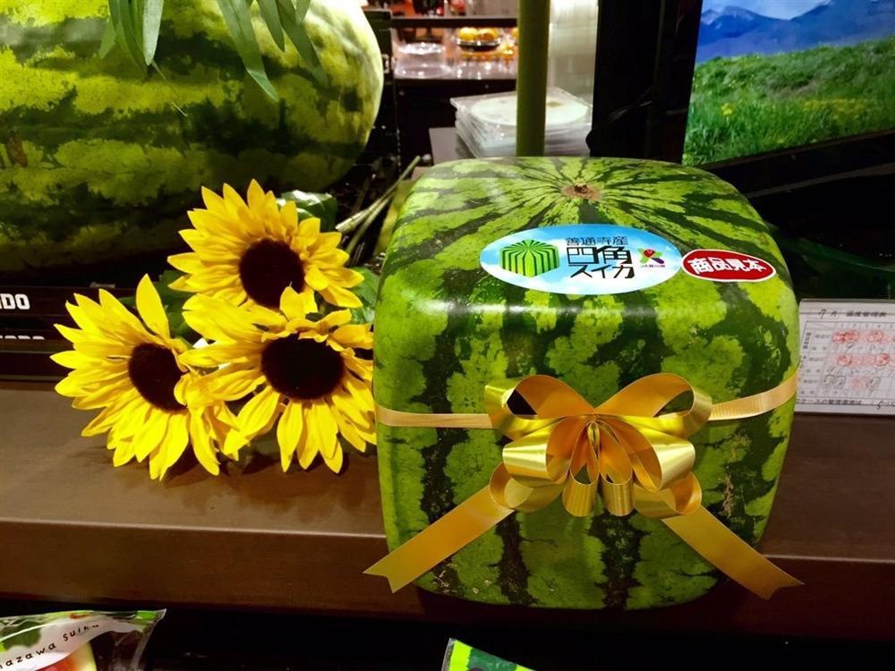 Top trái cây đắt đỏ nhất thế giới, loại đứng đầu có giá bằng 1 chiếc ô tô-1