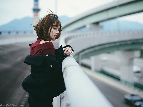 Vừa mở cửa phòng tắm, thứ bạn trai cầm trên tay khiến tôi khiếp vía-4