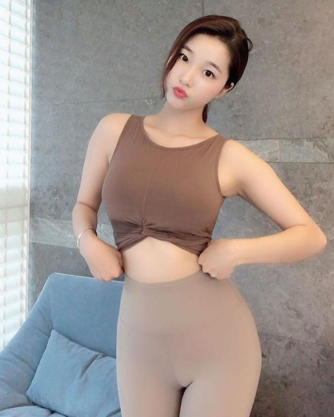 Hot mom Hàn Quốc xinh đẹp hút follow khi thường khoe ảnh gợi cảm-6