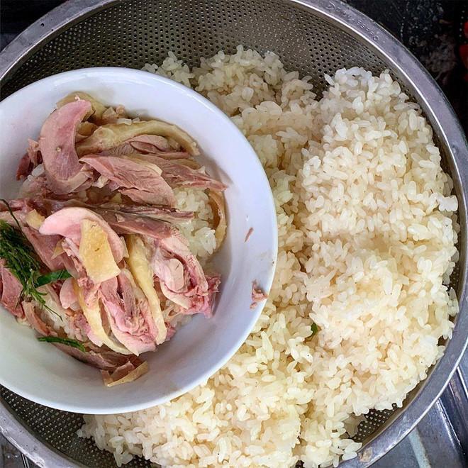 Báo Anh ca ngợi bánh cuốn, cà phê và ẩm thực Hà Nội-4