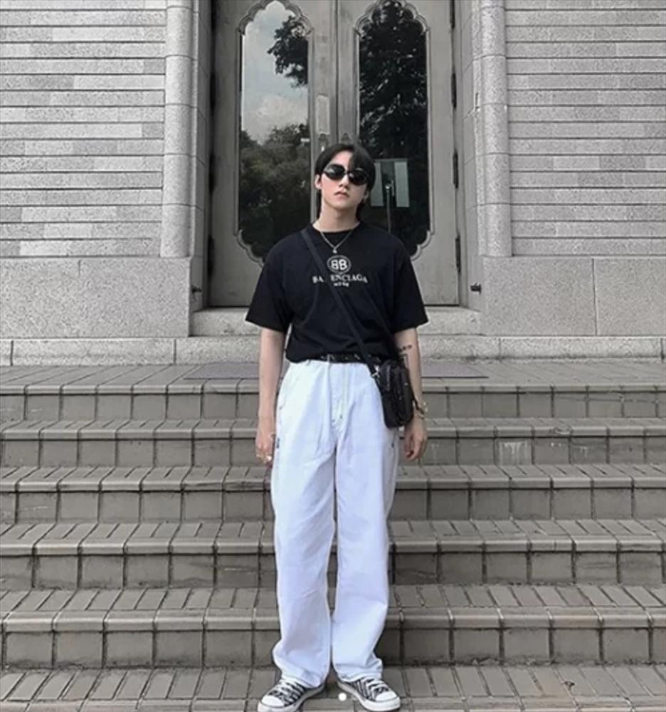 Những bộ đồ chất chơi nhưng khiến Sơn Tùng lộ chân ngắn-7