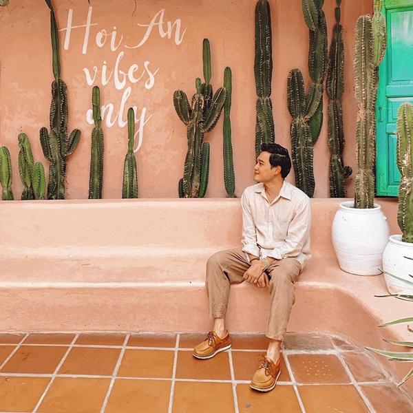 Nghi vấn NTK Lý Quí Khánh và người tình tin đồn Quang Vinh đang có kỳ nghỉ hè thân mật-7