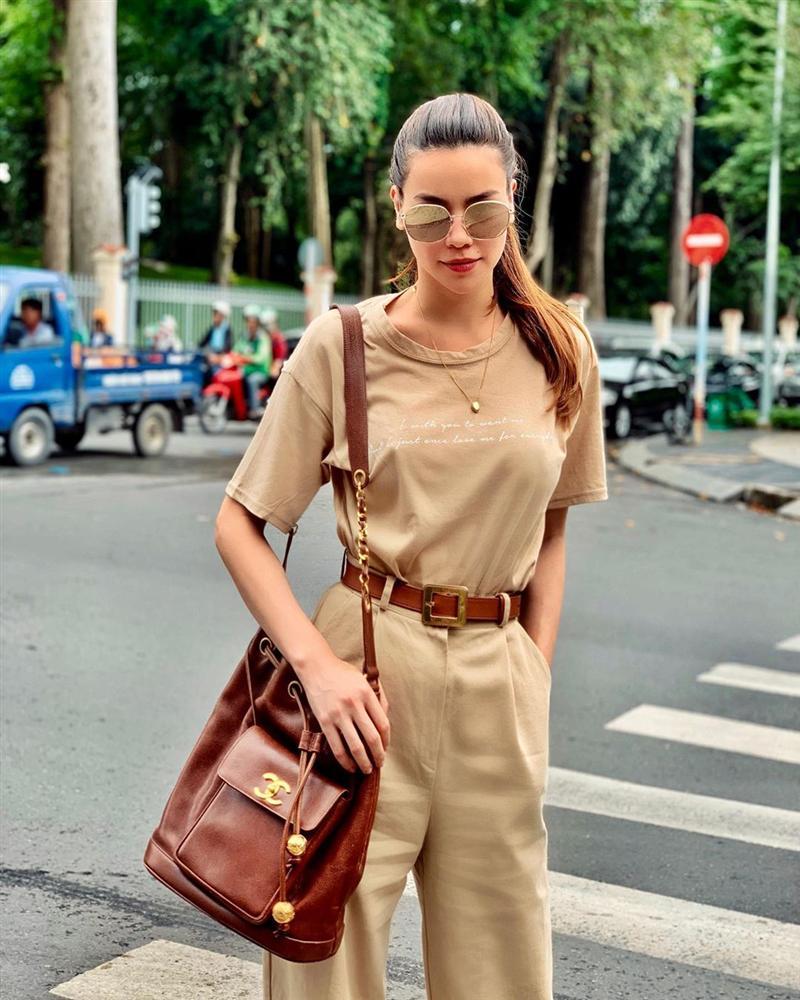 Hồ Ngọc Hà dùng bí kíp gì mà vòng 1 thiên biến vạn hóa, thoắt phồng thoắt xẹp chỉ trong 1 tiếng thế kia?-8