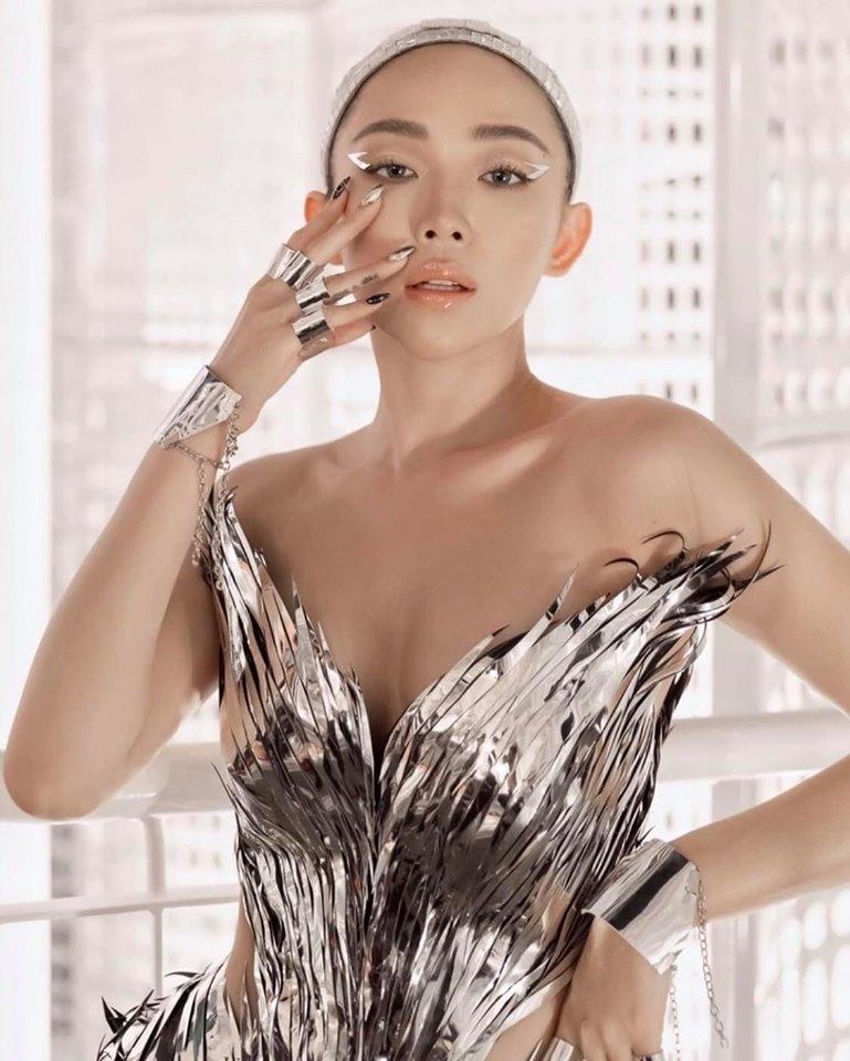 SAO MAKE OVER: Lâm Khánh Chi mặt lỗ chỗ như tổ ong - Lý Nhược Đồng lộ da nhăn nheo, lão hóa-8