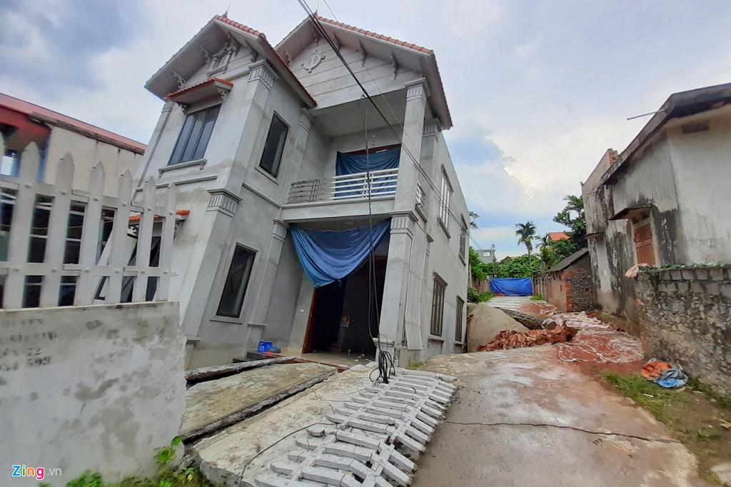 Hố tử thần nuốt căn nhà 2 tầng ở Hà Nội-1