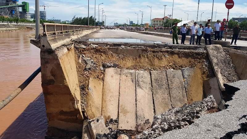 Video: Hình ảnh hiện trường vùi lấp cặp vợ chồng Thanh Hóa bên chân cầu-11